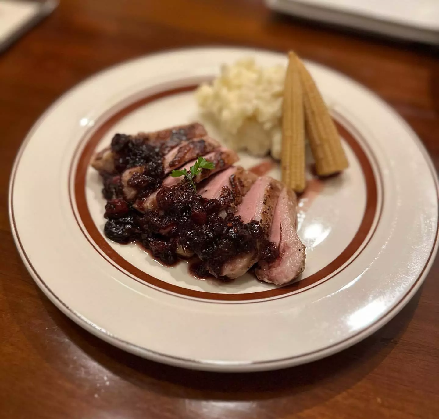 麻貴
