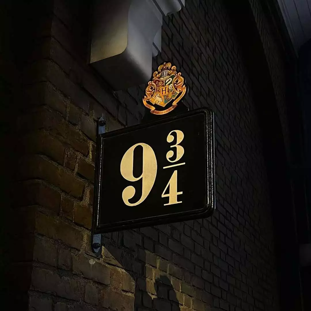 エマ