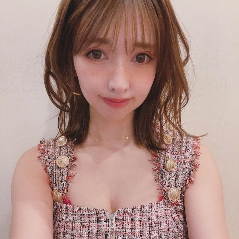 夏目 りょうこ