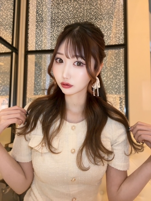 美波 ななみ