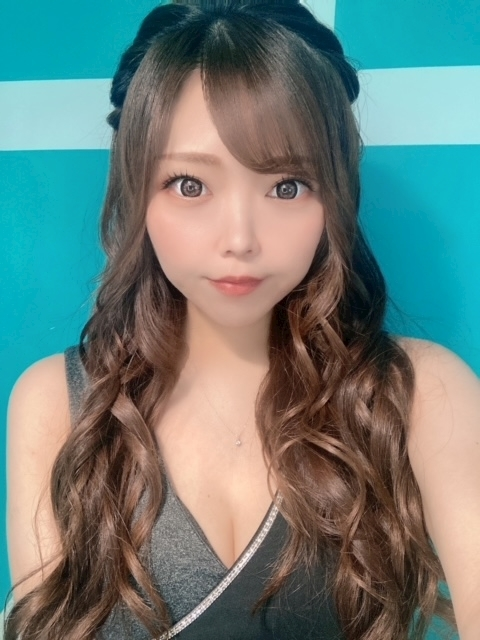 夏樹 あや