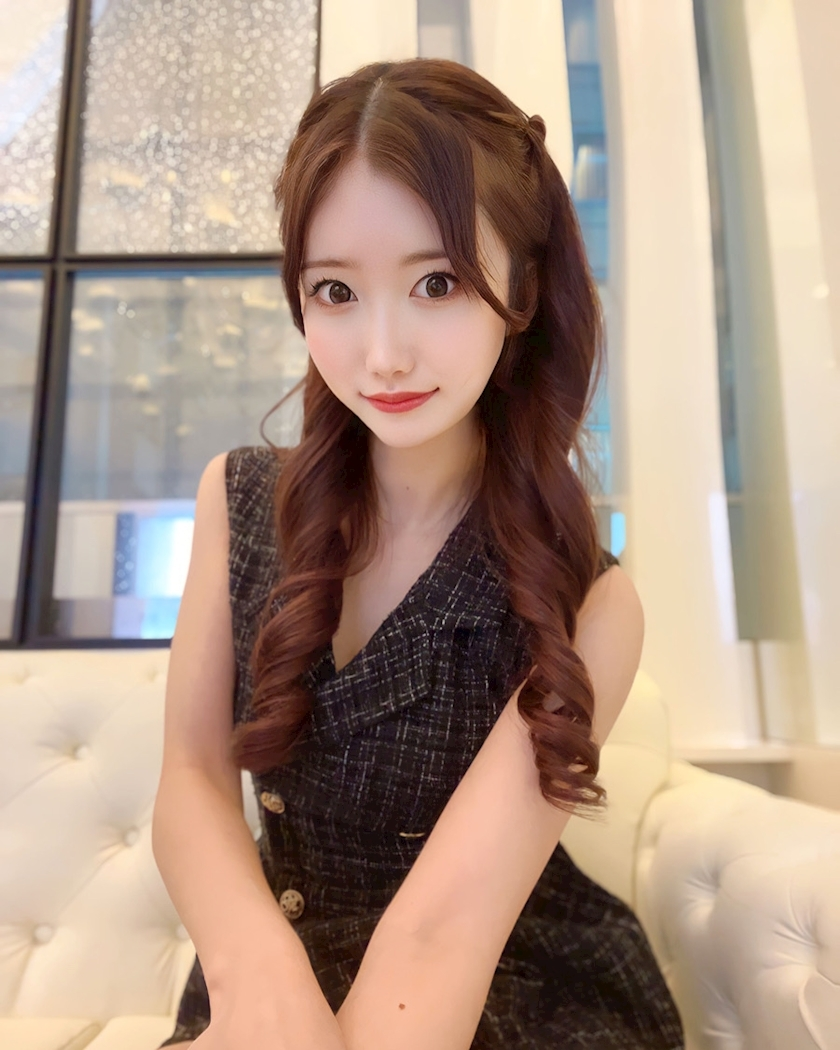 美波 ななみ