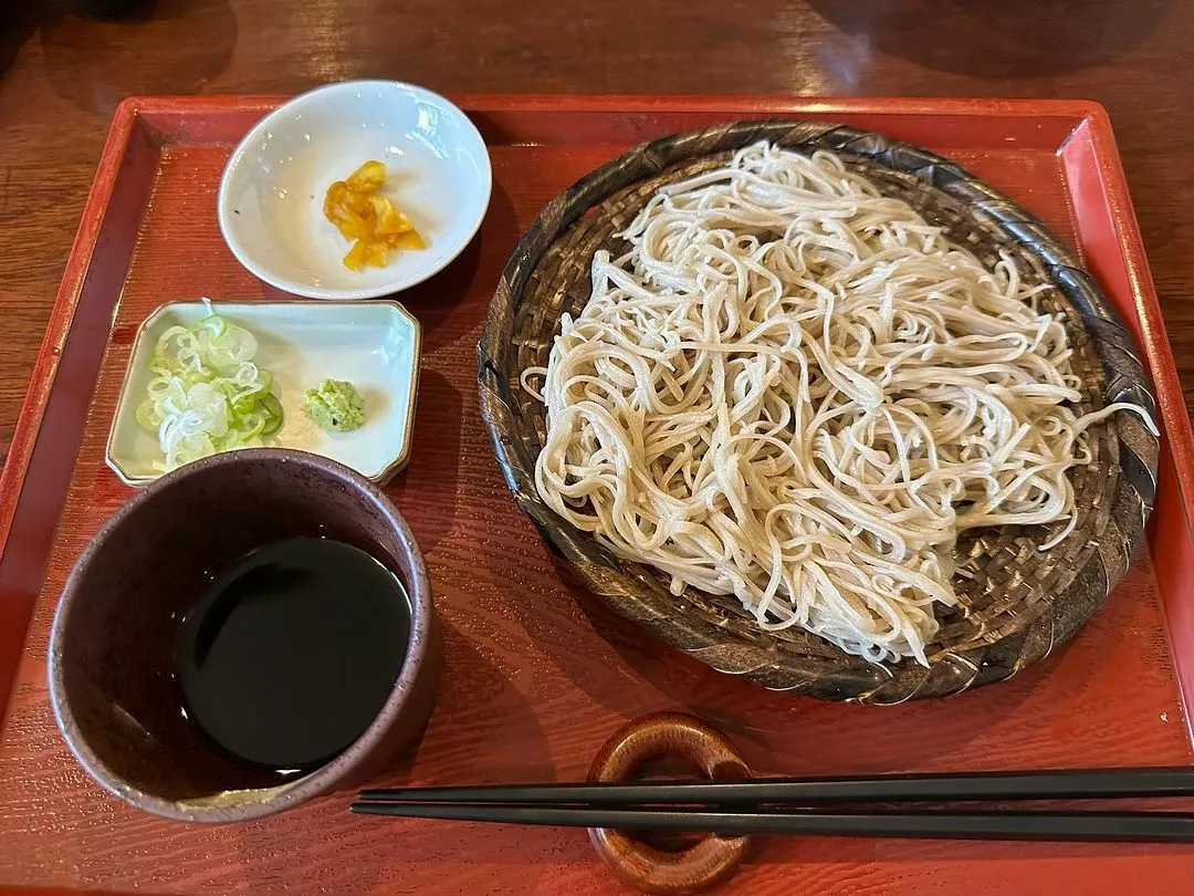 麻貴