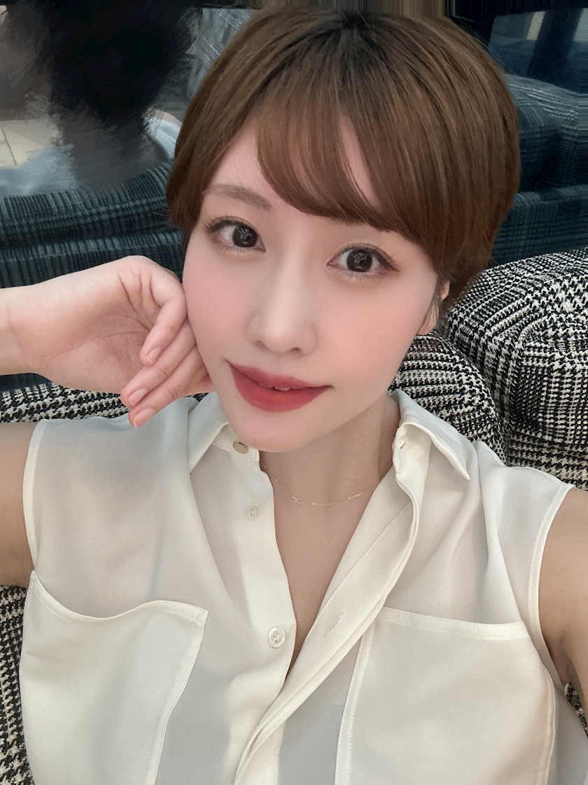 泉 りさ