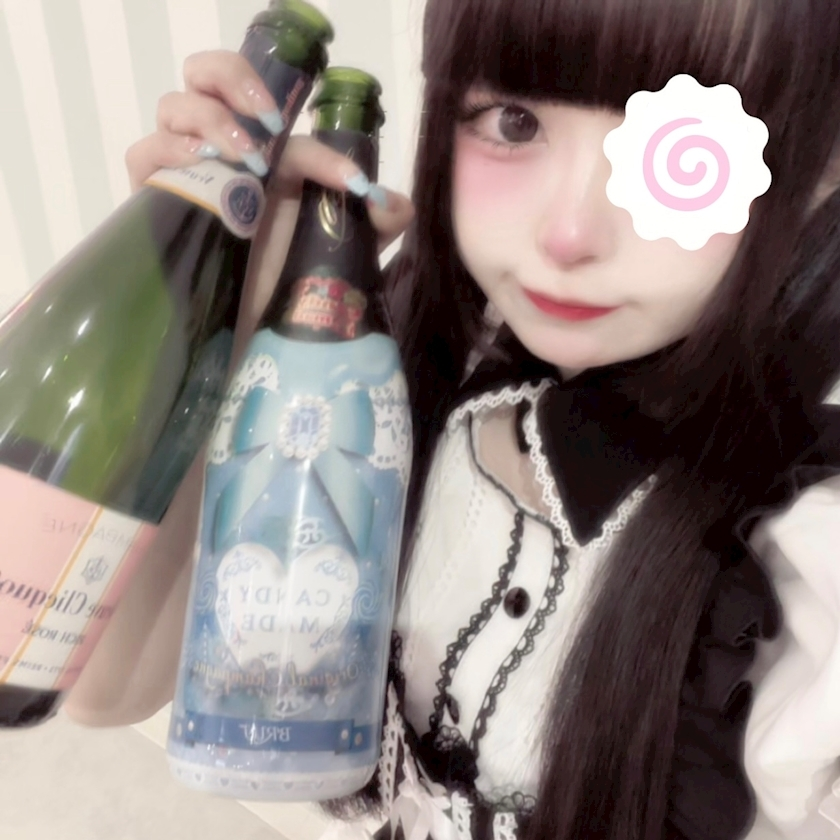 みあ