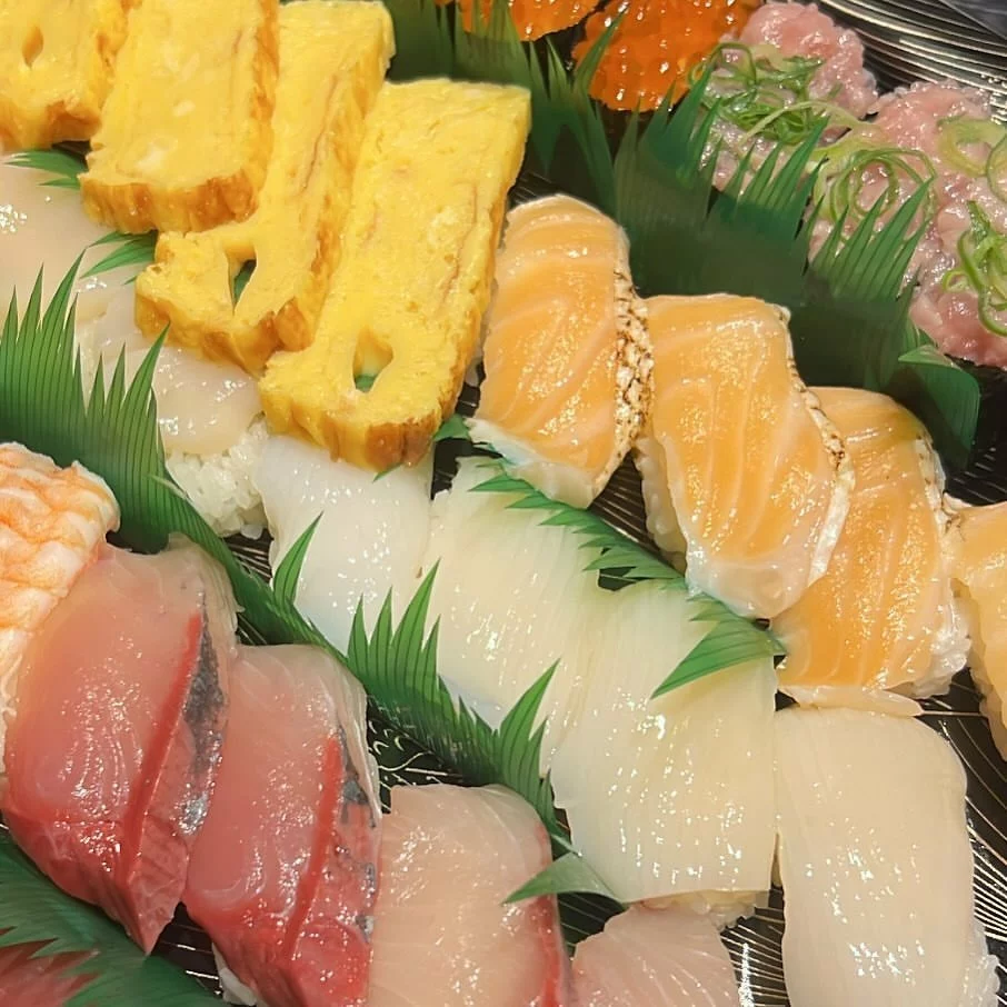 マユ