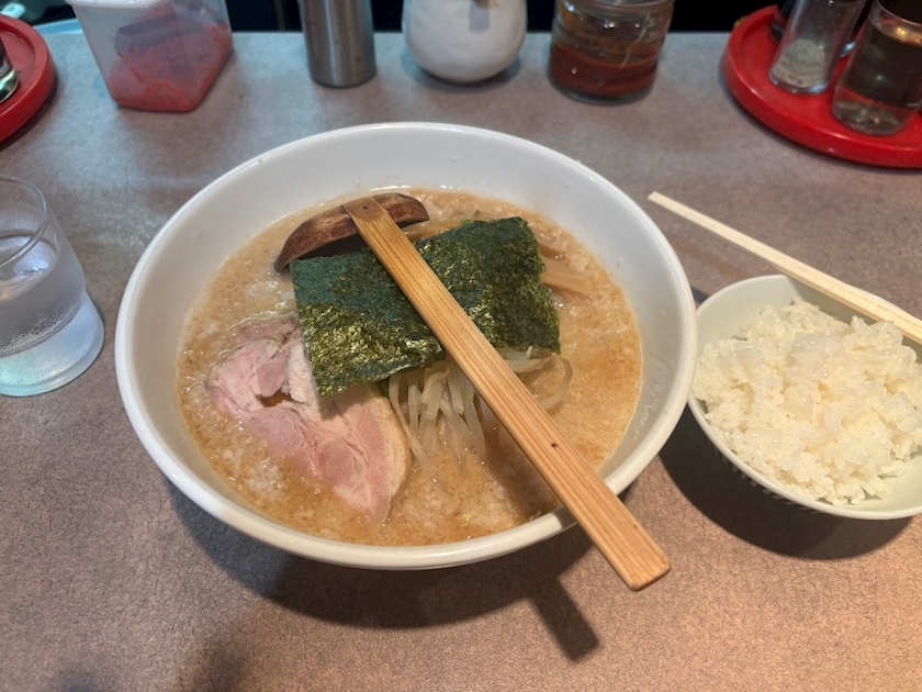 めい