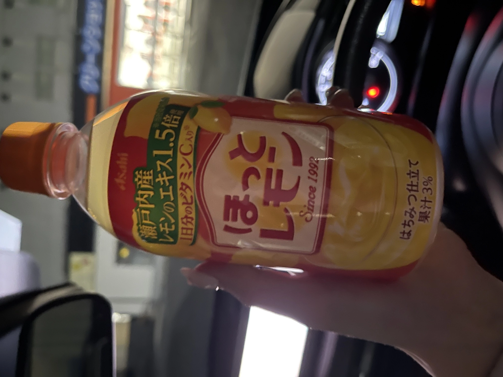 まゆ