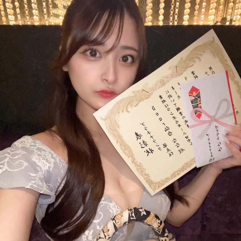 七瀬 なな