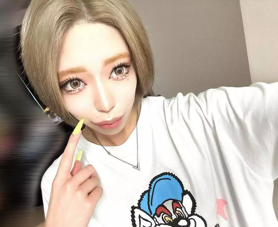 きら