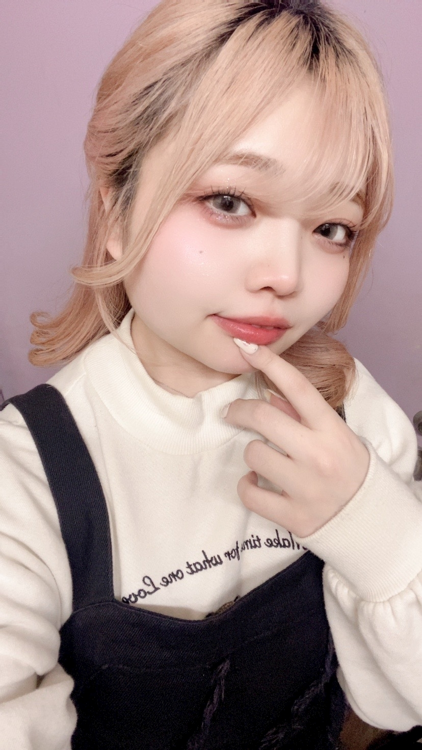 美吉 アユム