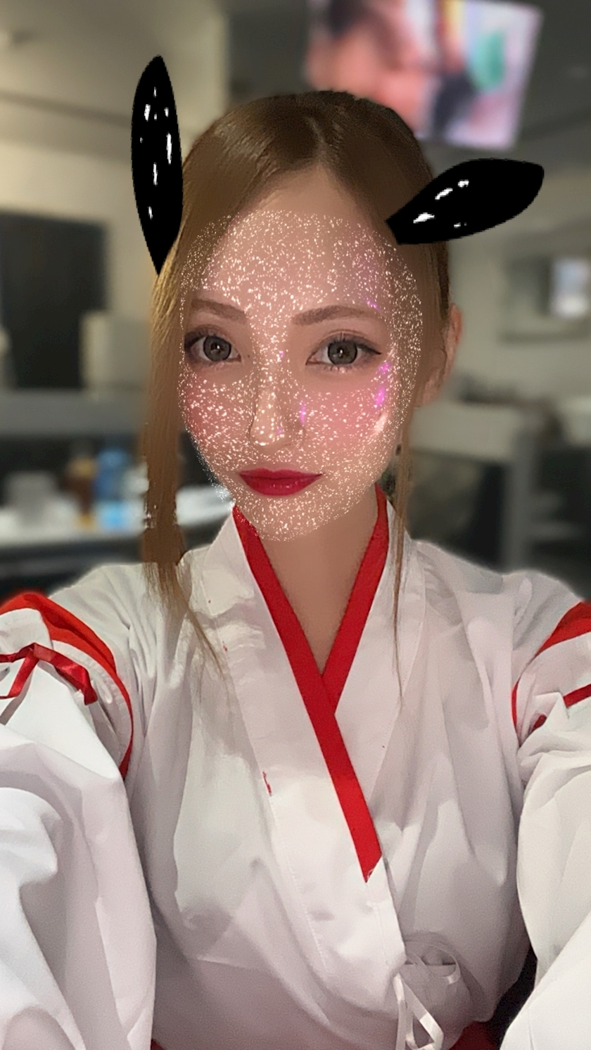 あや
