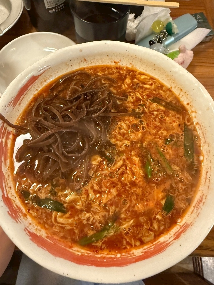 マユ