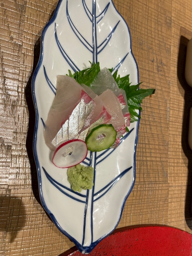 朝倉 しおり