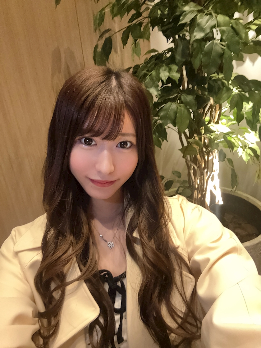 天乃 りさ