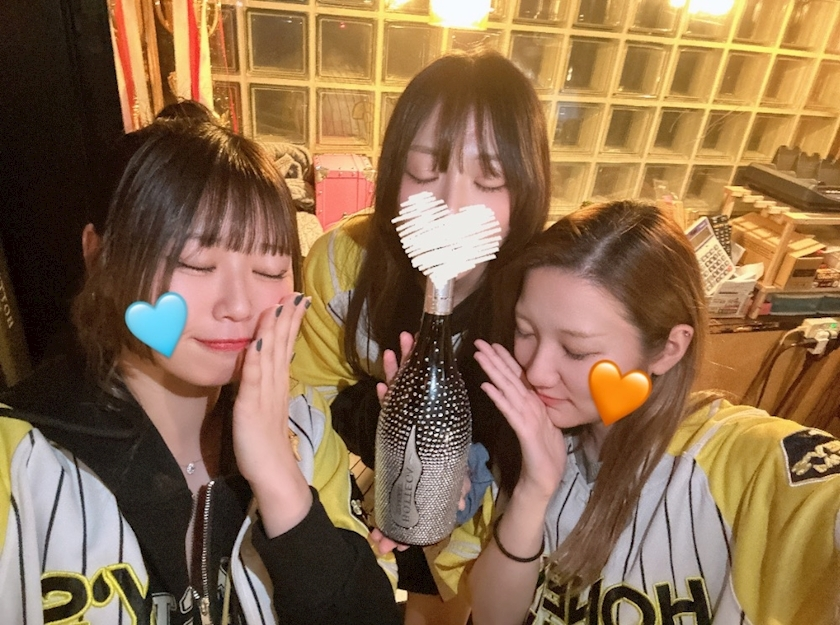 みさ