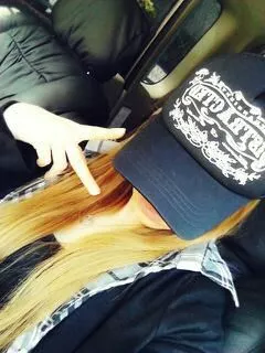 愛羽 仁美
