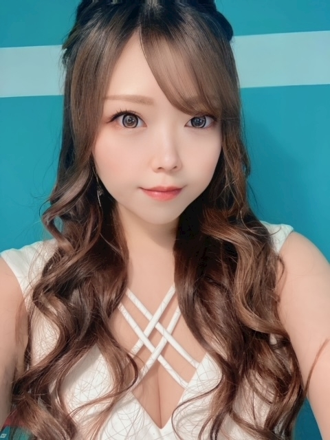 夏樹 あや