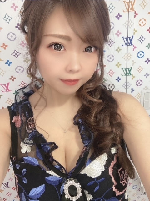 夏樹 あや