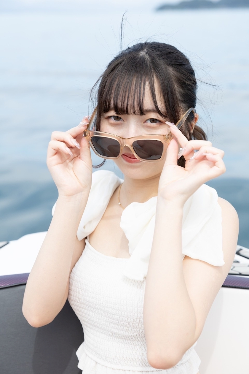 な つ