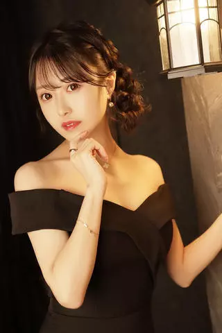 紫月 あやか
