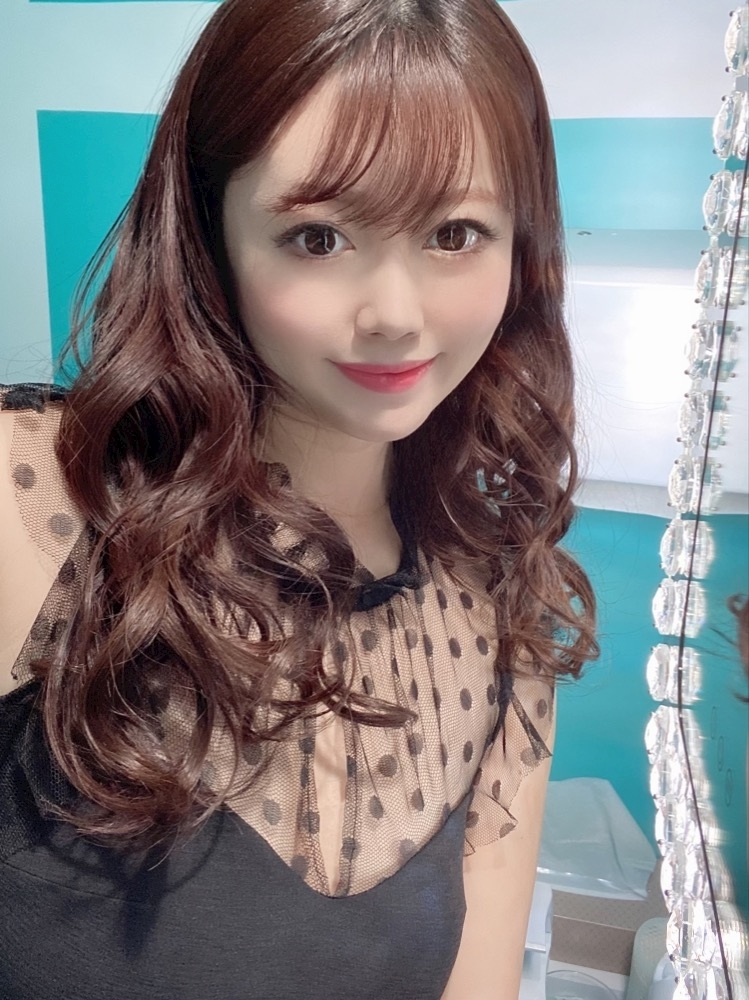 妃 えりな