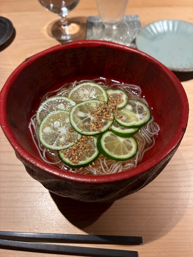 泉 りさ