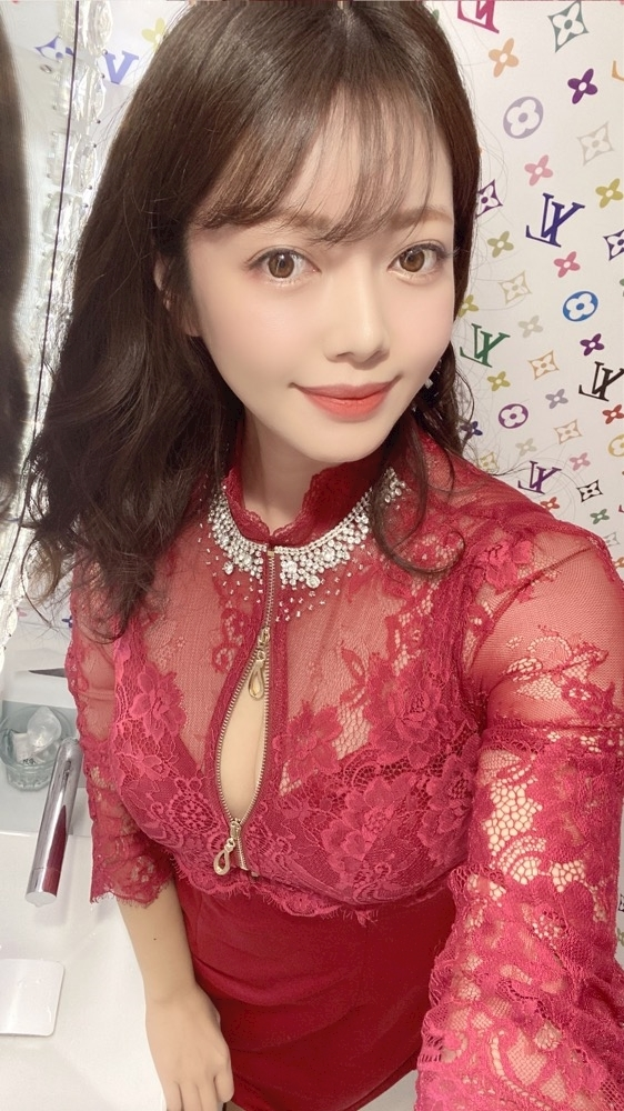 妃 えりな