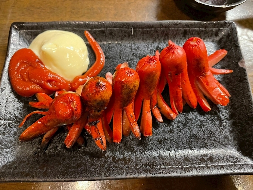 朝倉 しおり