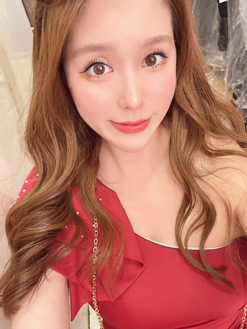 黒輝 りさ