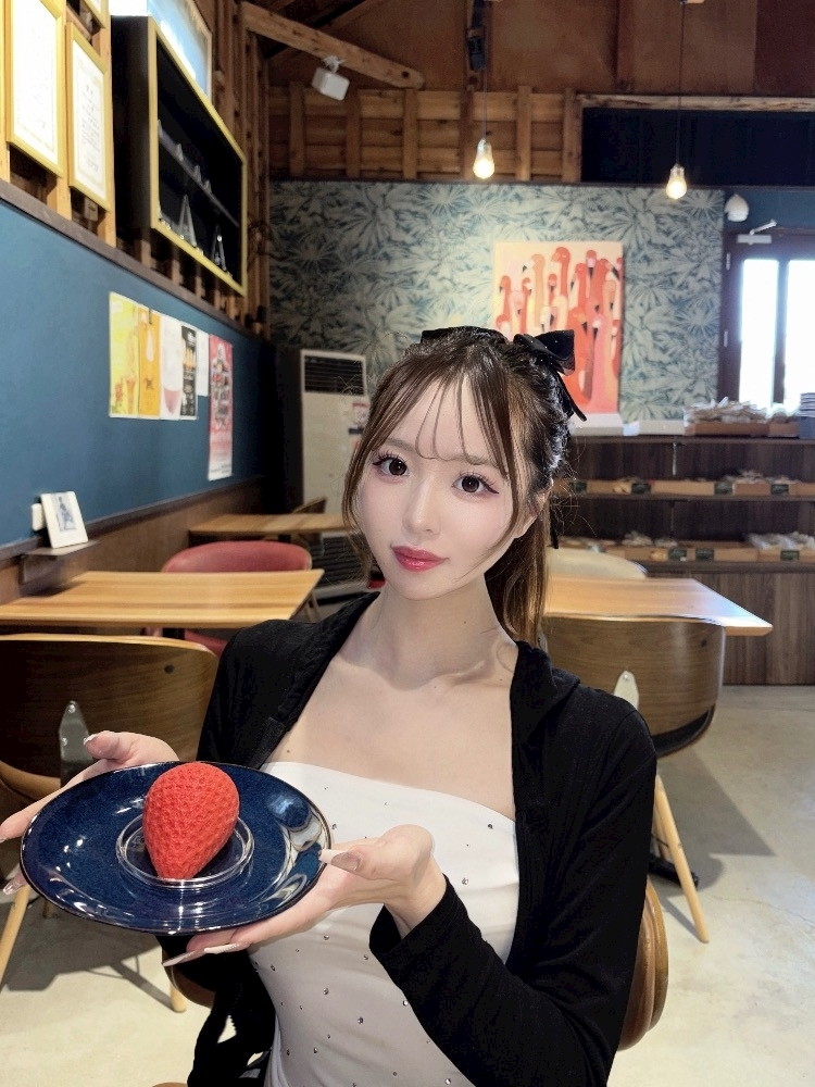 月城 れな