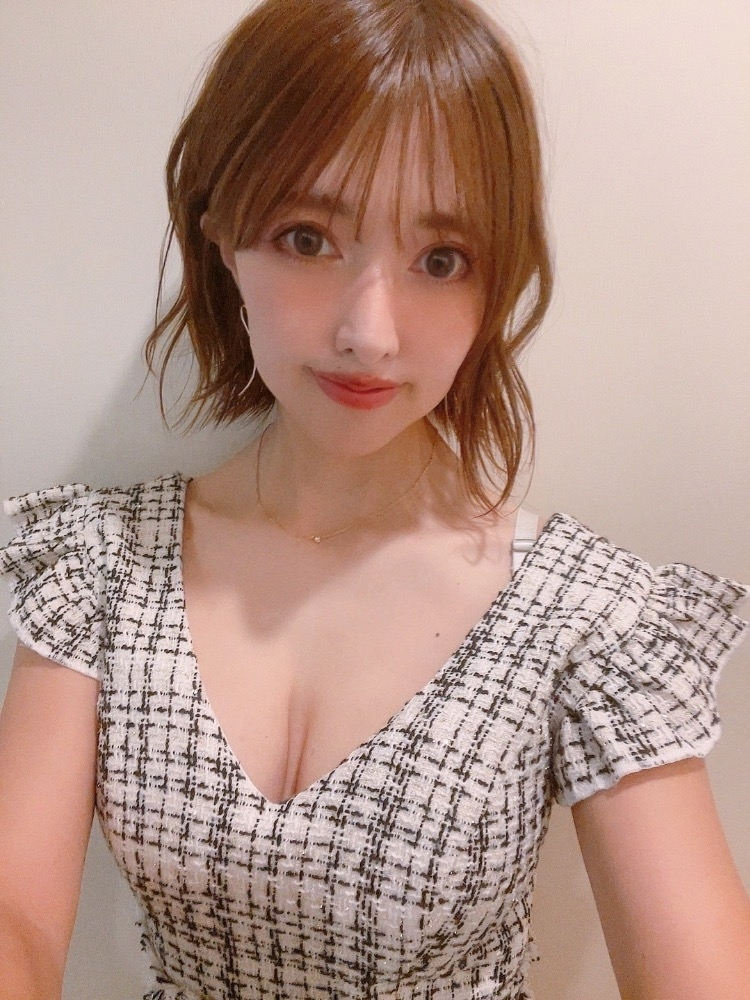 夏目 りょうこ