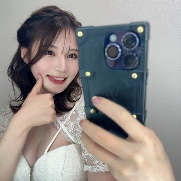 足立 はな