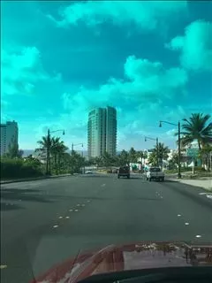 愛羽 仁美