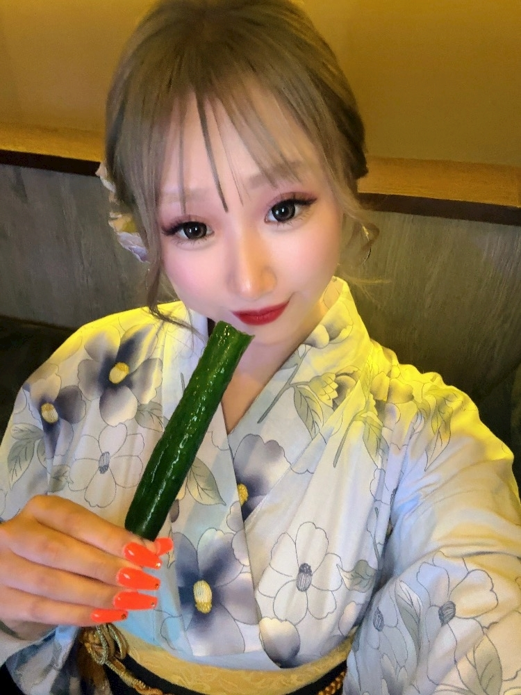 あや