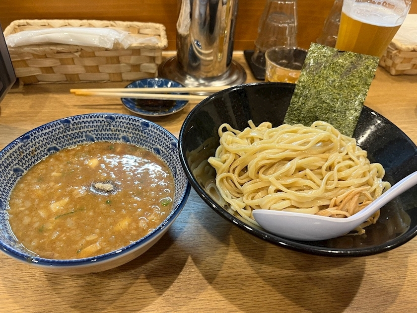 葉月 ひろみ