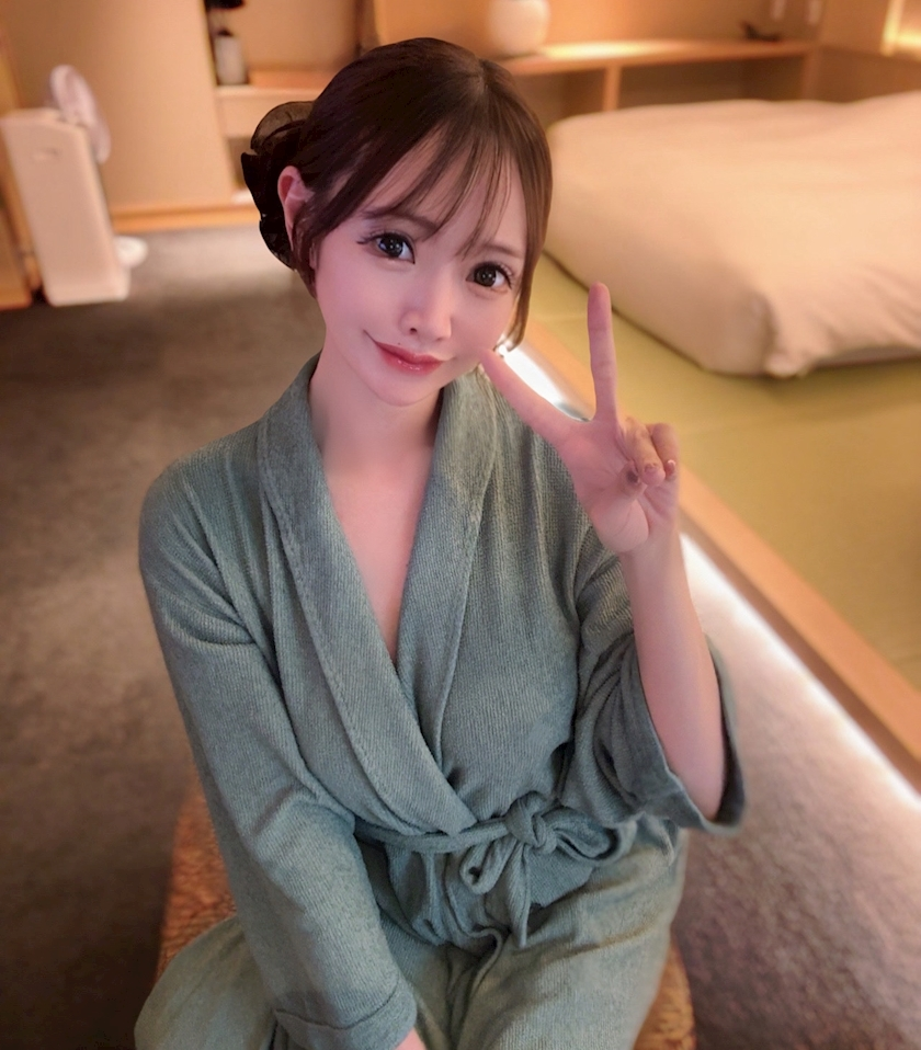 葉月 りほ