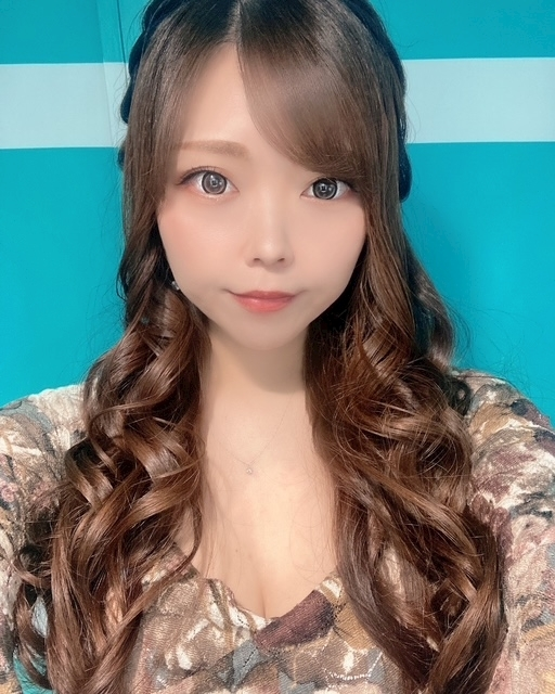 夏樹 あや