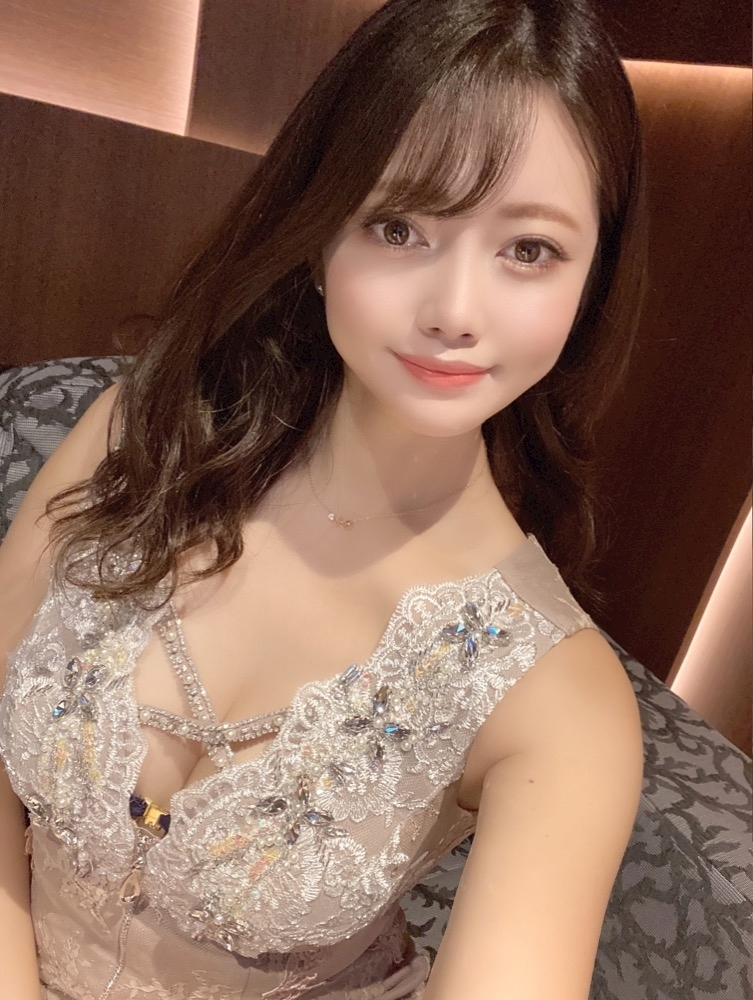 妃 えりな