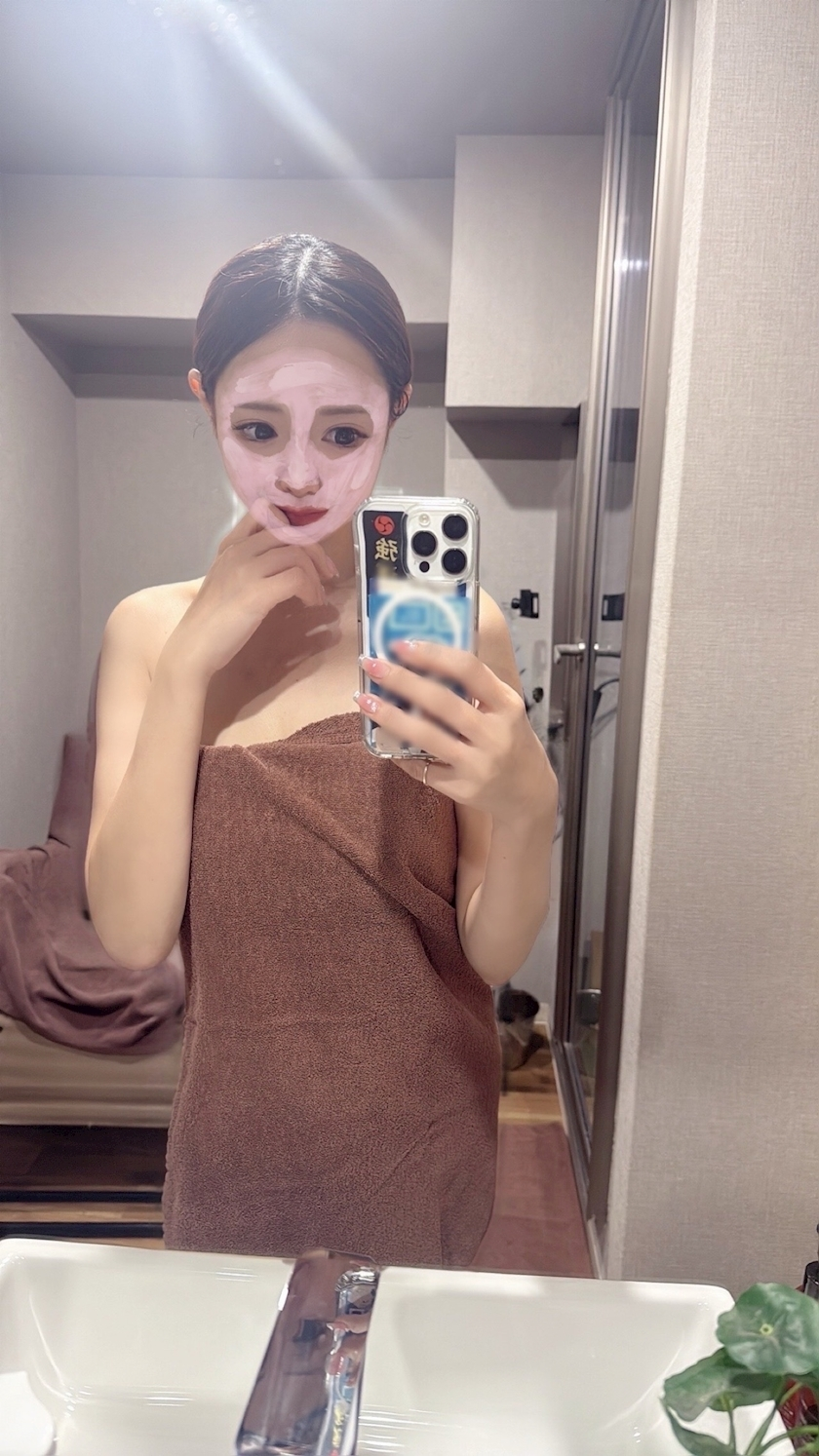 葉月 りほ