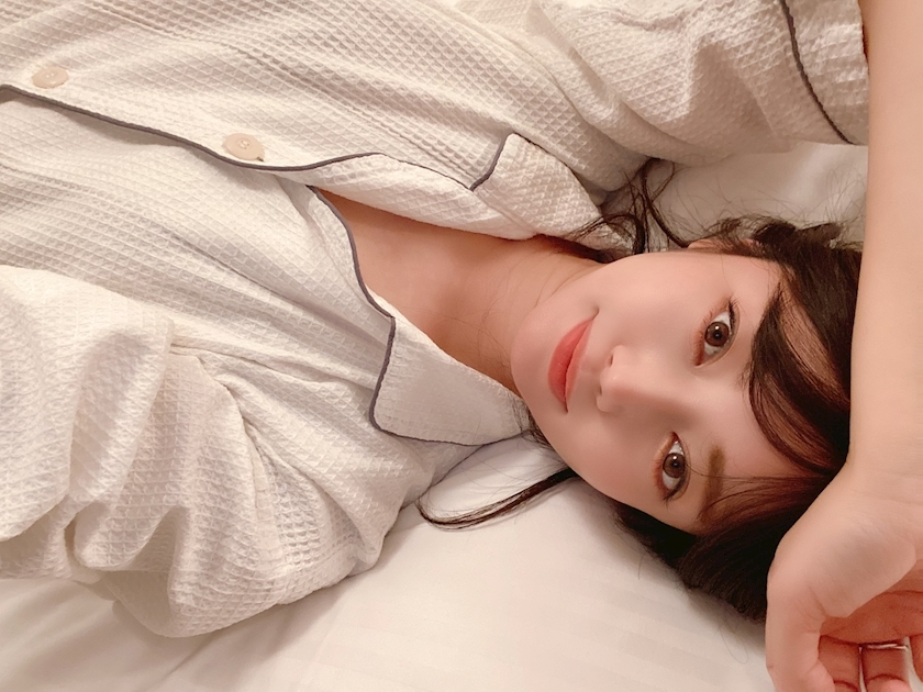 妃 えりな