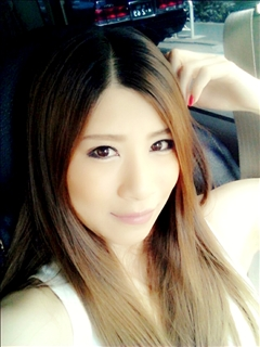愛羽 仁美
