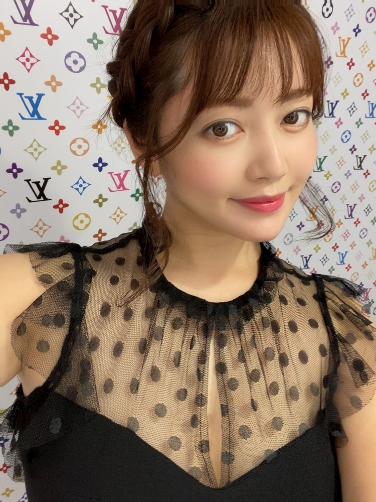 妃 えりな