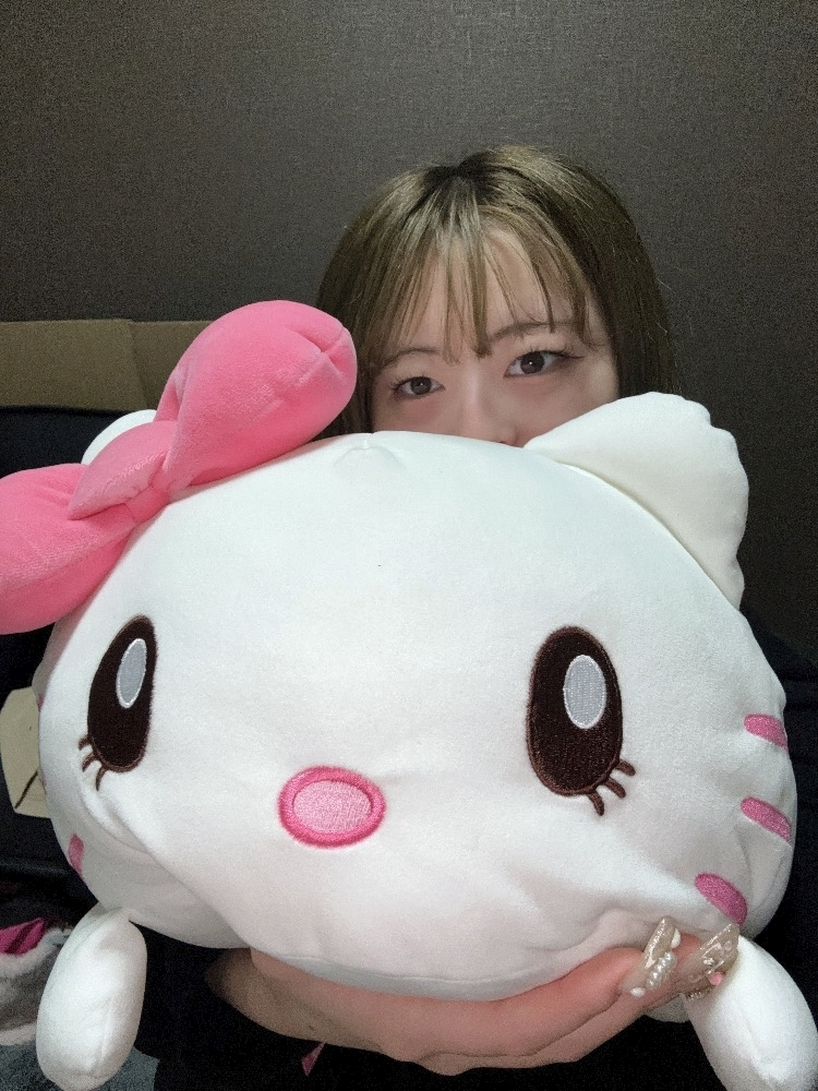 な つ