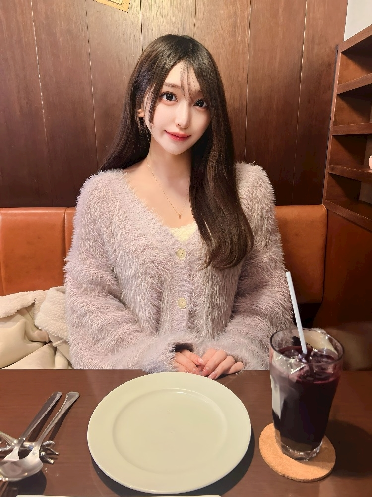 雛咲 のあ