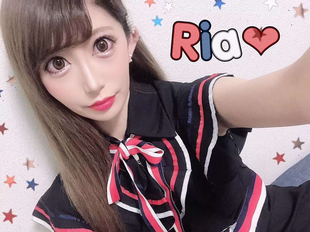 水城 りあ