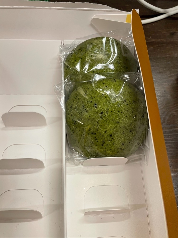 愛羽 仁美
