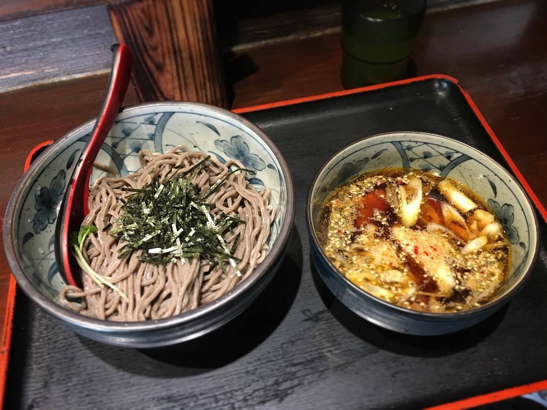 六花
