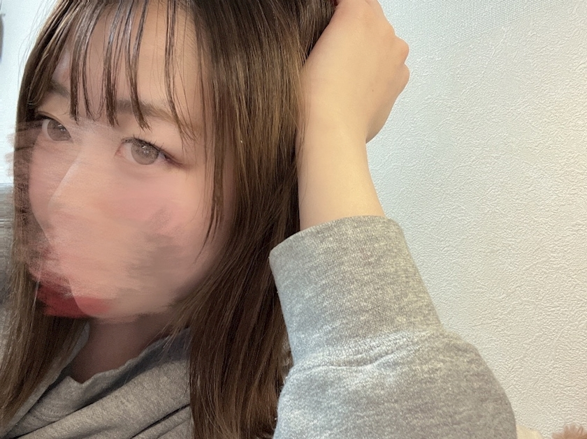 乙川 ゆあ