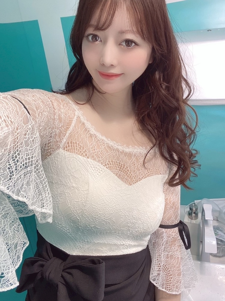 妃 えりな